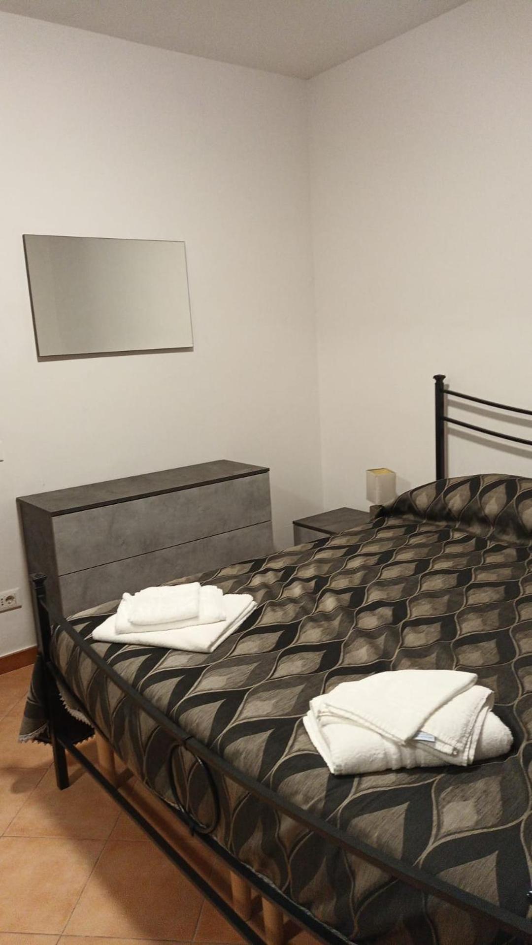 Casa N 2 Con Parcheggio Privato E Colonnina Ricarica Apartment ลีวอร์โน ภายนอก รูปภาพ